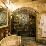 Charming Cave 2*