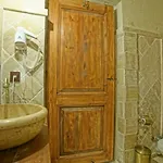 Charming Cave Otel 2*