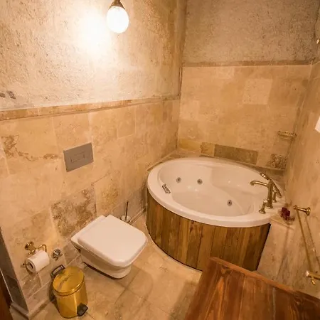 Otel Charming Cave