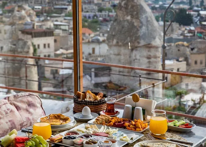 Charming Cave 2* 괴레메