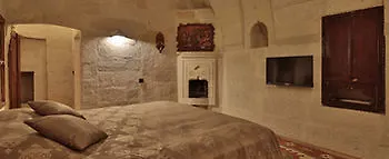 Charming Cave Hotel