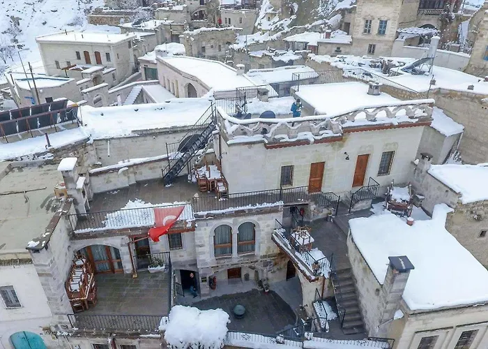 Charming Cave 2* 괴레메