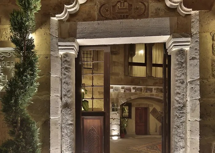 Hotel Charming Cave 2*